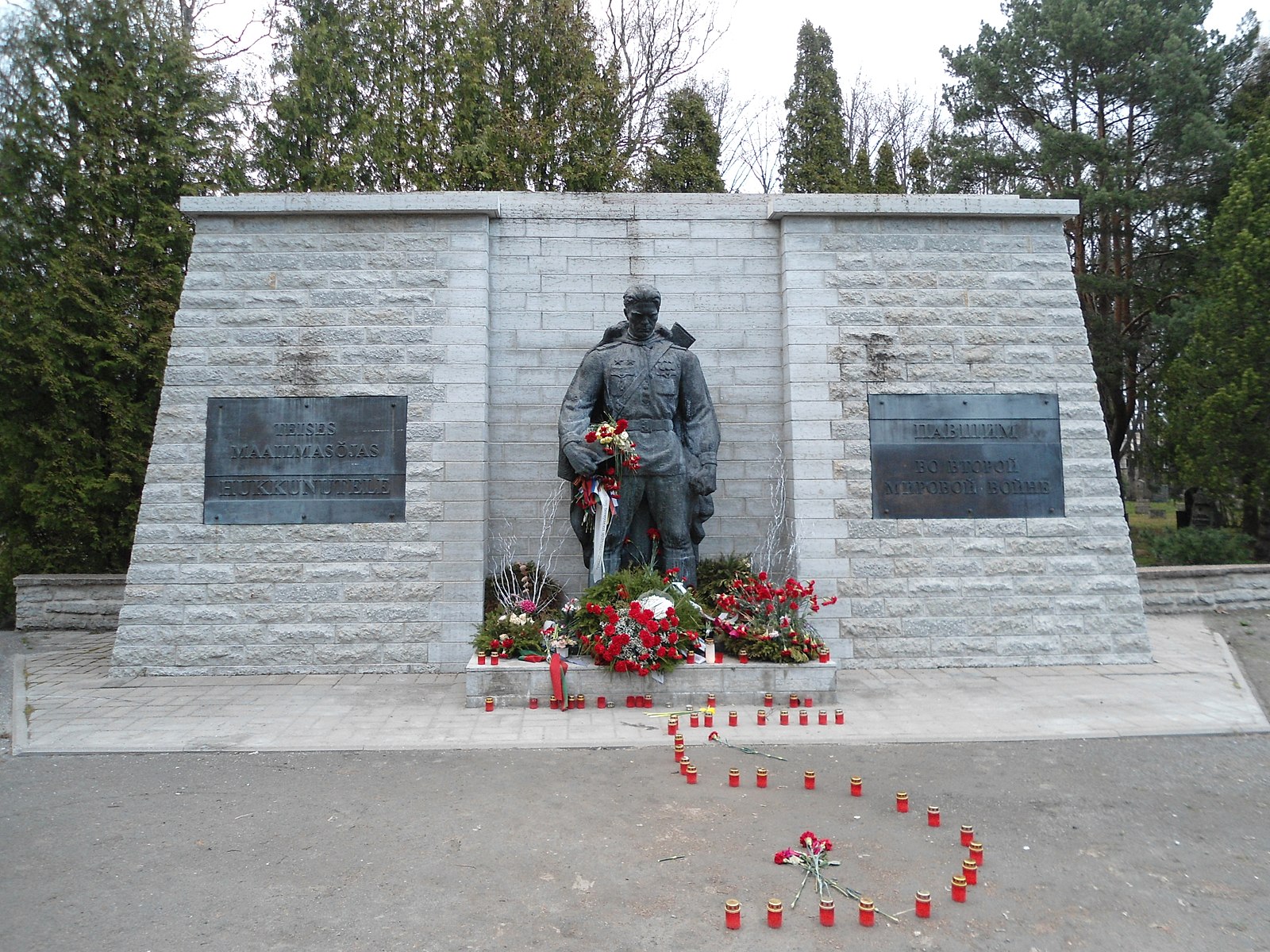 The Bronze Soldier of Tallinn in its current location. Photo: Keith Ruffles, via Wikimedia Commons
