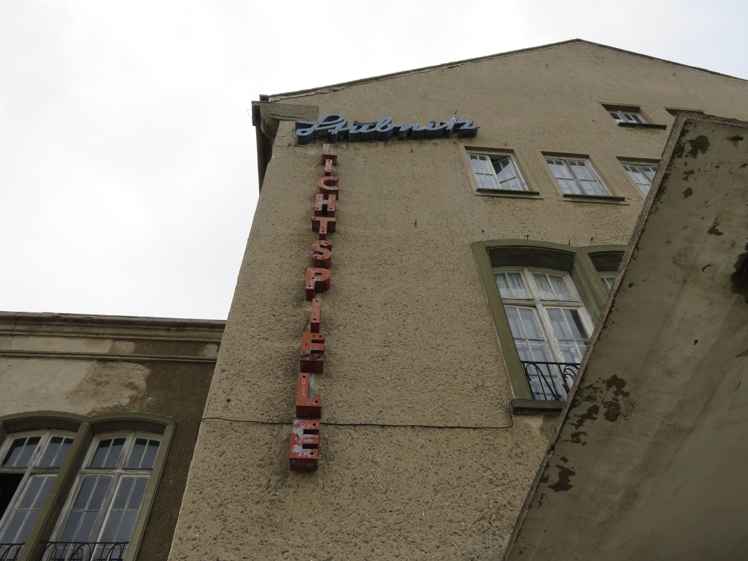 The Sassnitz Stubnitz Lichtspiele, built in 1958 and now mostly abandoned