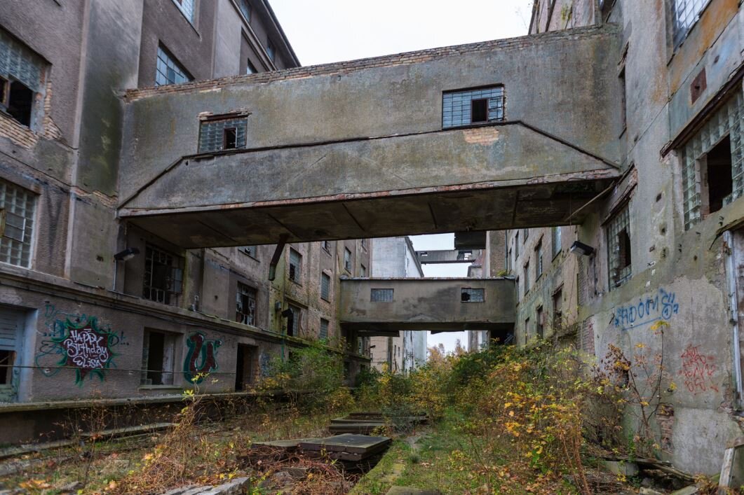 Overhead passageways, Kraftfuttermischwerk Fürstenberg